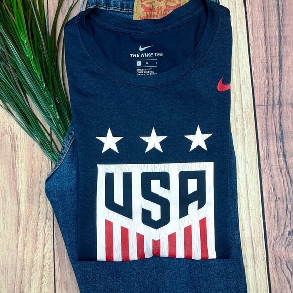 Nike Other - The Nike Tee Blue USA Logo Athletic Cut T Shirt, L